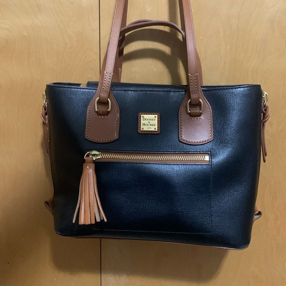 Dooney and Bourke Medium Shoulder Bag